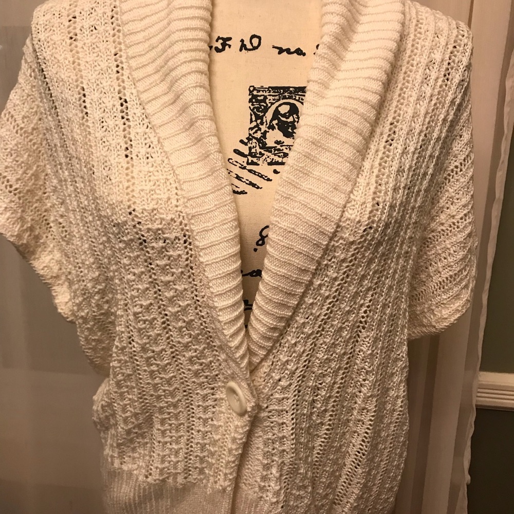 New short sleeve cardigan